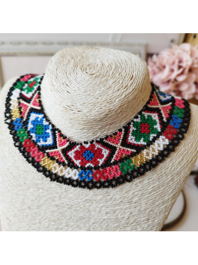 multicolor beaded collar necklace, traditional Ukrainian beaded sylyanka.