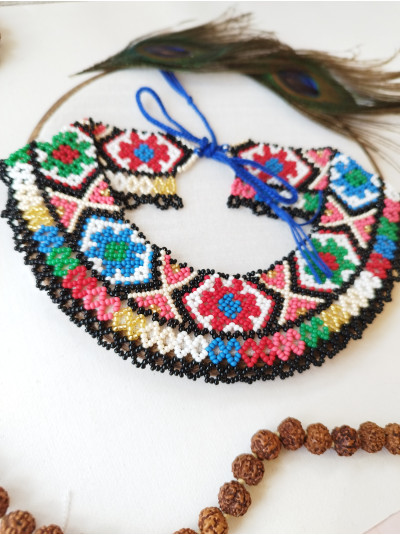 multicolor beaded collar necklace, traditional Ukrainian beaded sylyanka.