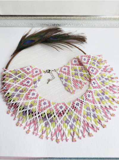 soft multicolor beaded collar necklace, traditional Ukrainian beaded sylyanka.