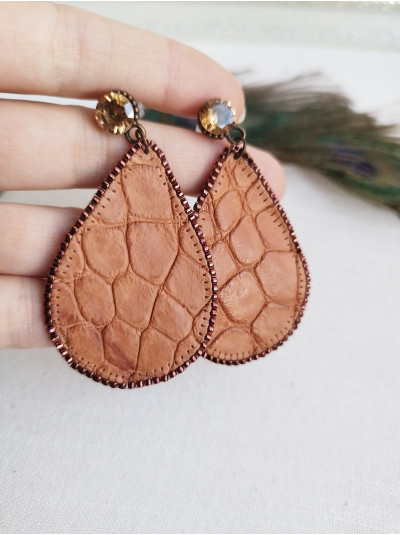 Brown leather earrings Dangle & Drop. Teardrop Leather Earrings