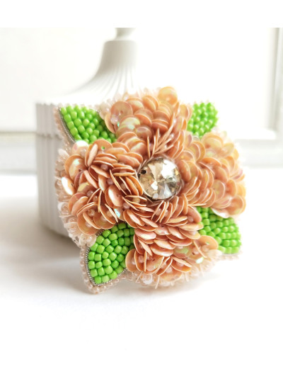 peach flower beaded embroidery brooch 