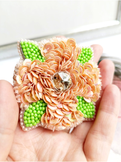 peach flower beaded embroidery brooch 