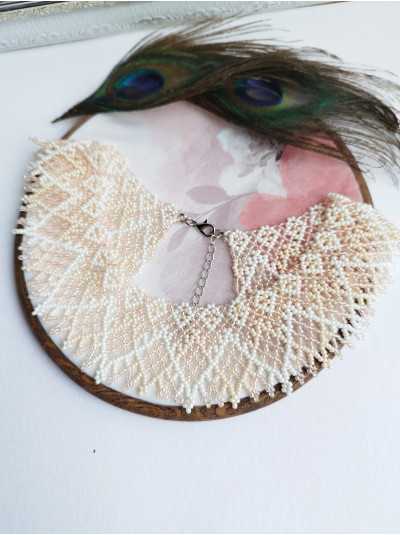 beige ivory openwork beaded collar necklace, traditional Ukrainian beaded sylyanka.