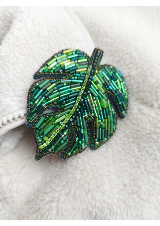 beaded embroidery brooch green monstera