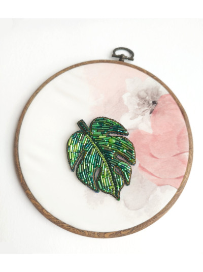 Beaded brooch monstera green beaded embroidery brooch. 