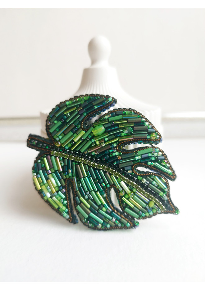 beaded embroidery brooch green monstera