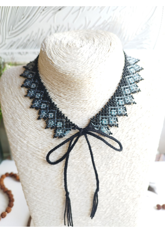 traditional Ukrainian beaded jewelry