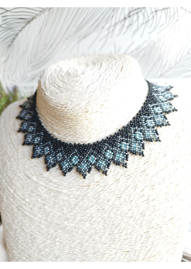traditional Ukrainian beaded jewelry