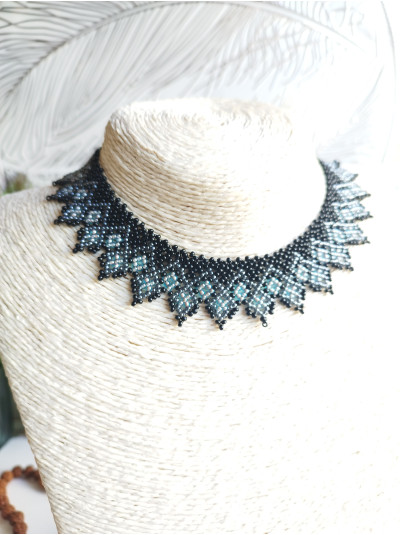 Black gray beaded choker necklace, traditional Ukrainian beaded sylyanka.