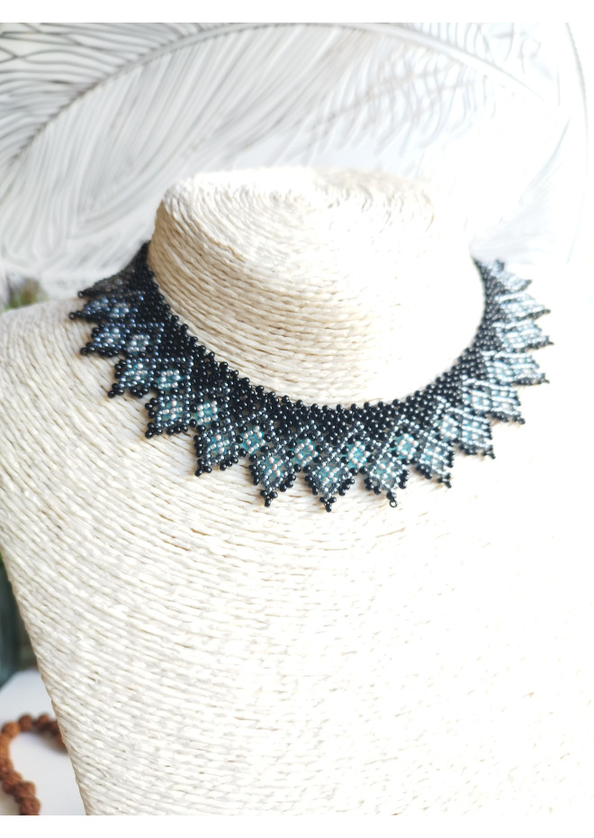 traditional Ukrainian beaded jewelry
