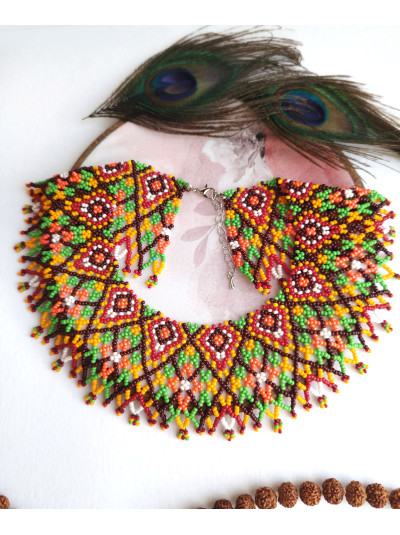multicolor beaded collar necklace, traditional Ukrainian beaded sylyanka.
