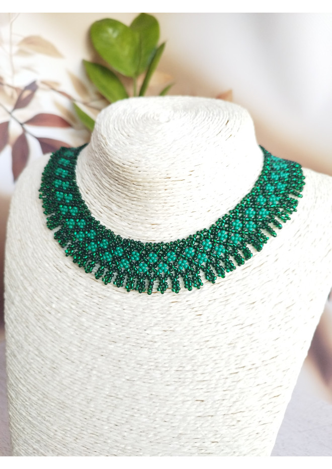 traditional Ukrainian beaded jewelry