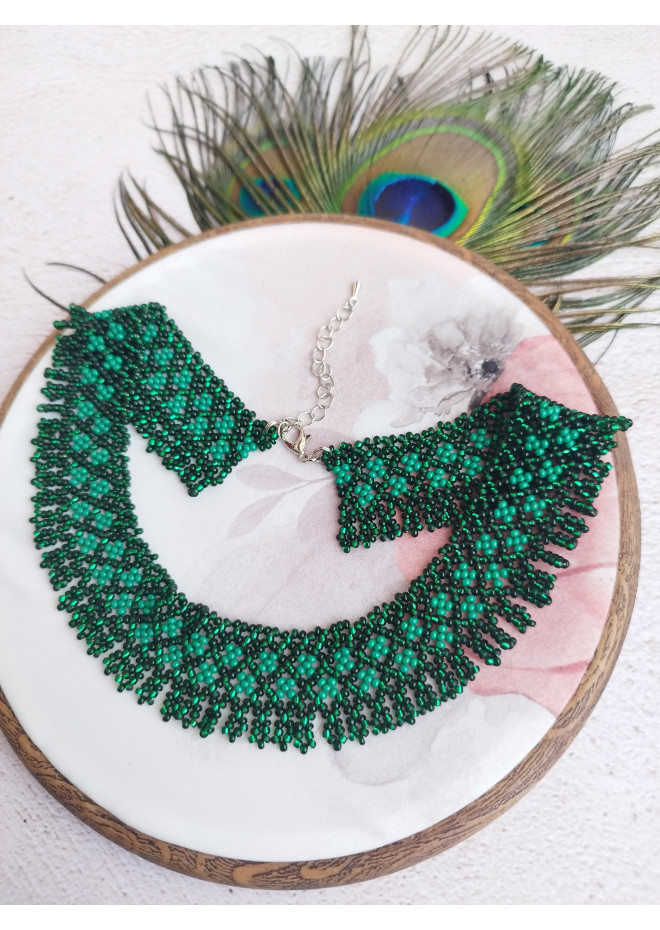 traditional Ukrainian beaded jewelry