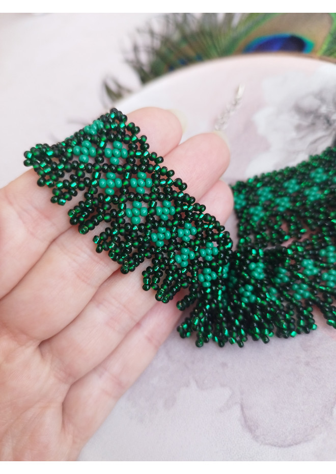 traditional Ukrainian beaded jewelry