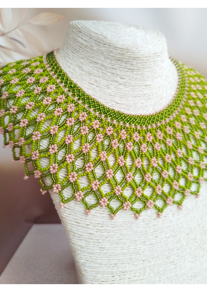 traditional Ukrainian beaded jewelry