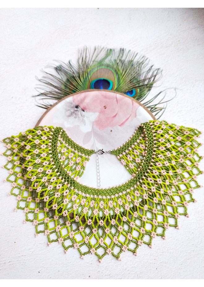 traditional Ukrainian beaded jewelry