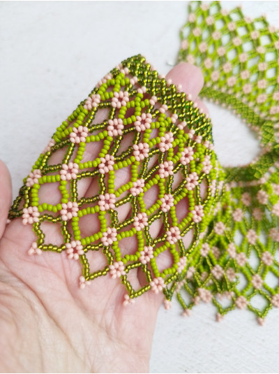 Lime Green collar beaded necklace, traditional Ukrainian beaded sylyanka