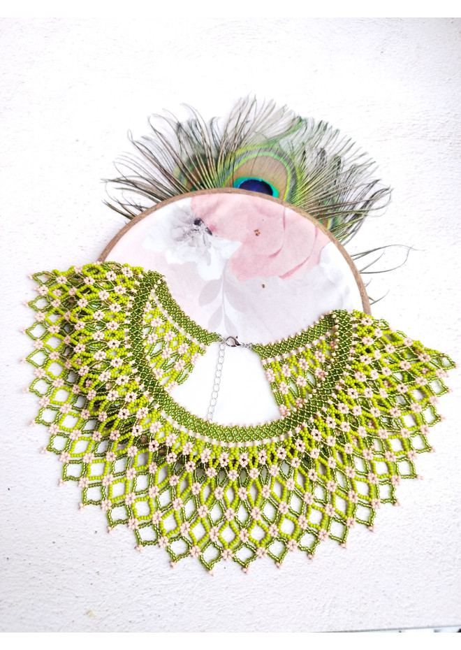 traditional Ukrainian beaded jewelry