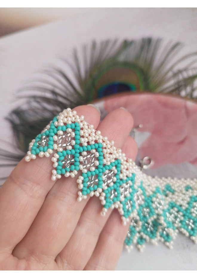 traditional Ukrainian beaded jewelry