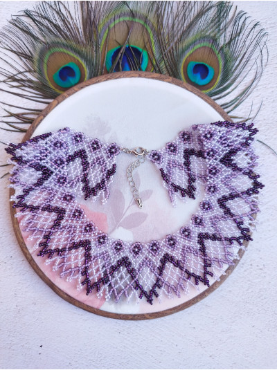 lilac purple openwork beaded collar necklace, traditional Ukrainian beaded sylyanka.