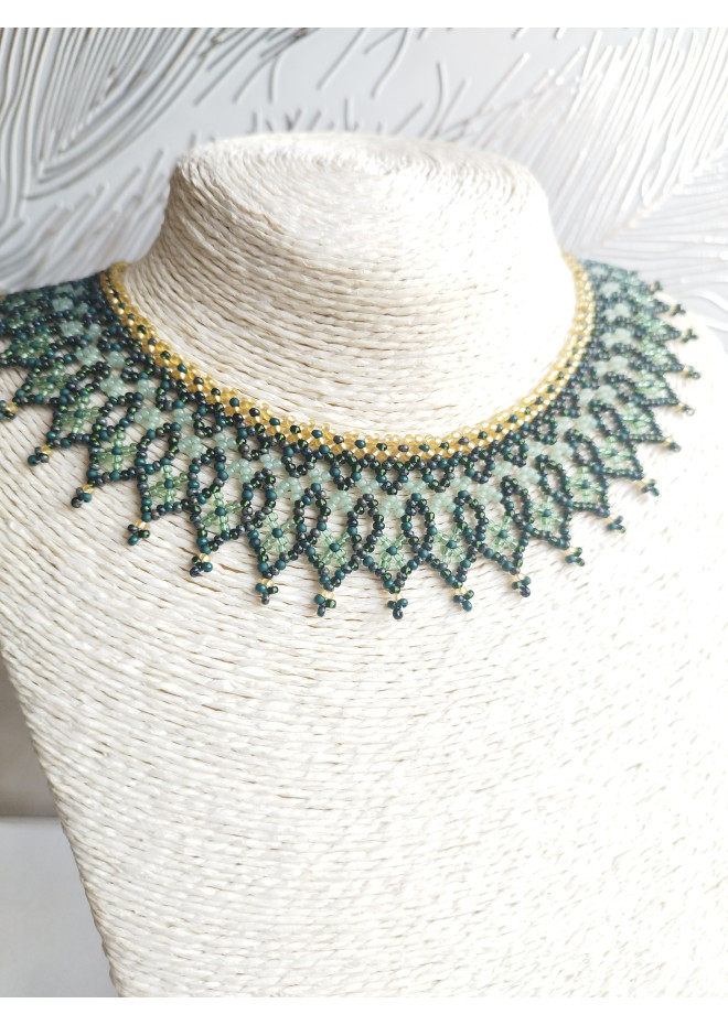 traditional Ukrainian beaded jewelry