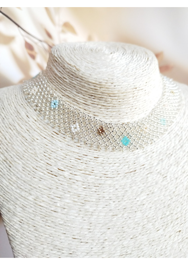 traditional Ukrainian beaded jewelry