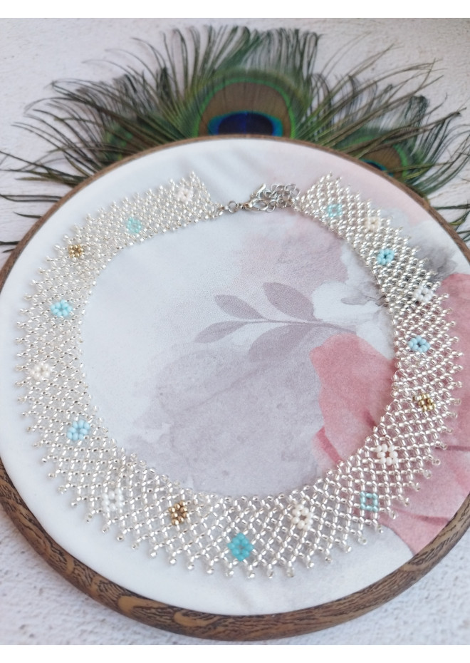 traditional Ukrainian beaded jewelry
