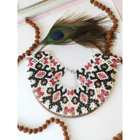 White black beaded collar necklace, traditional Ukrainian beaded sylyanka.